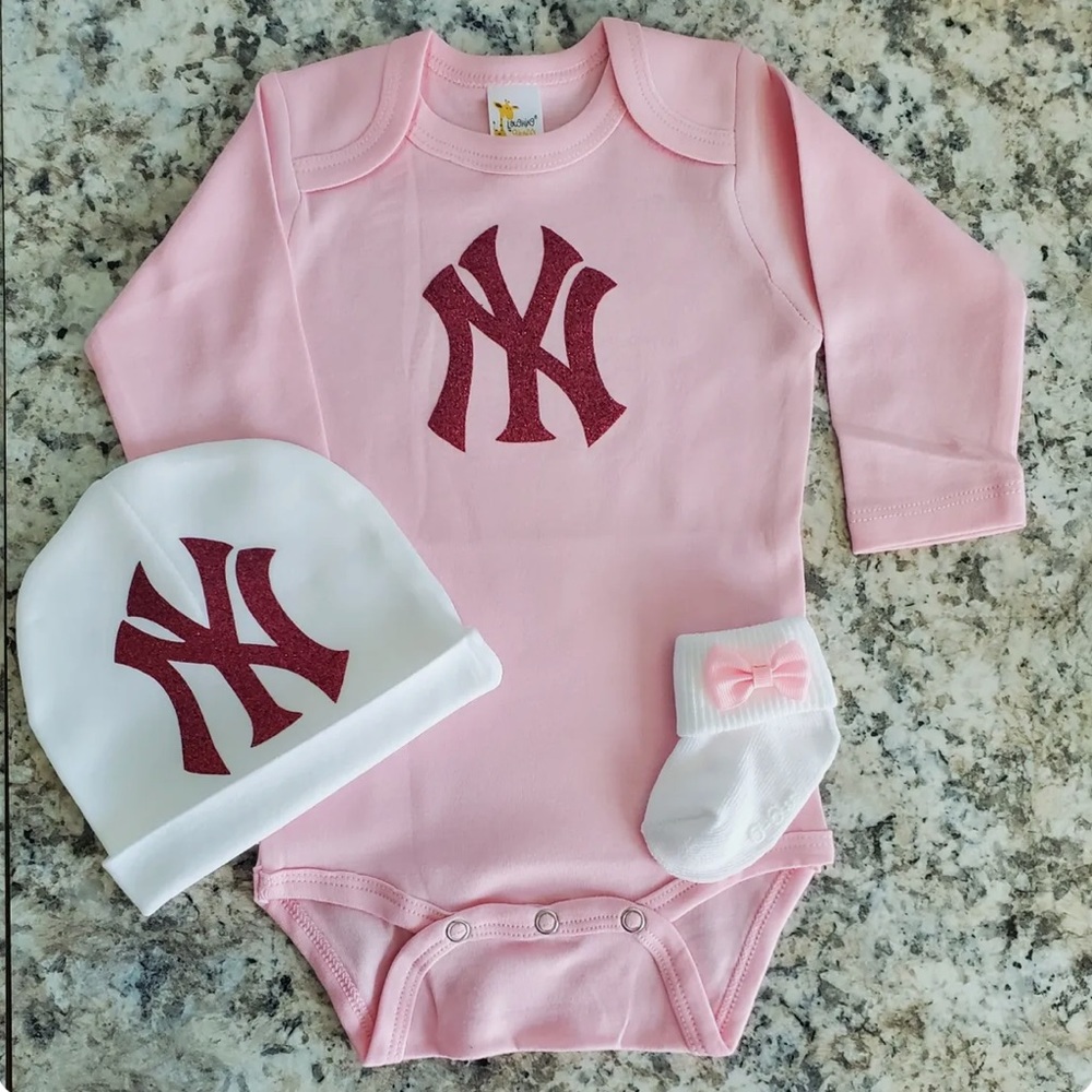 Yankees baby outfit girl, Yankees baby gift, Yankees baseball pink baby clothes
